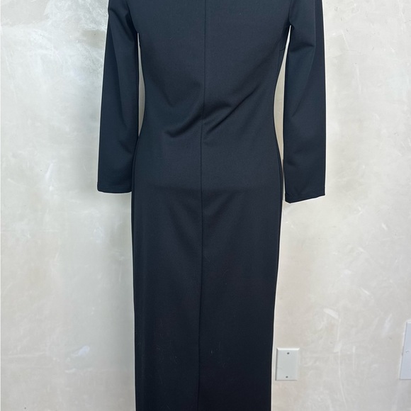 Elegant Black Long Coat with Faux Fur Collar - Picture 2 of 2